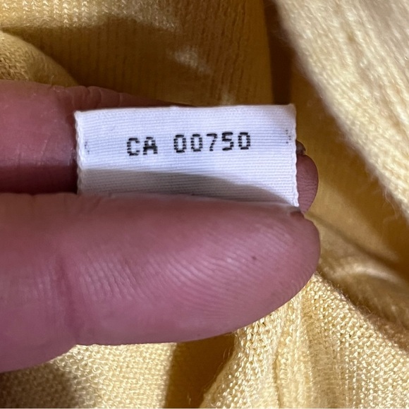 BOBBY JONES Collection Lightweight Mens V Neck Size M Silk Cashmere Blend Yellow - Picture 5 of 8